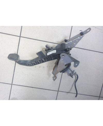 Ford Focus Pedał Sprzęgła 4m51-7b633-an