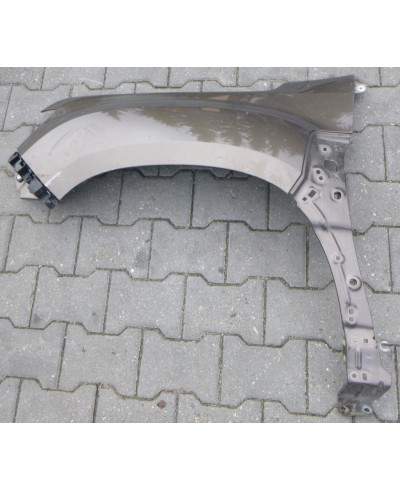 Dacia Duster Błotnik Przód Lewy
