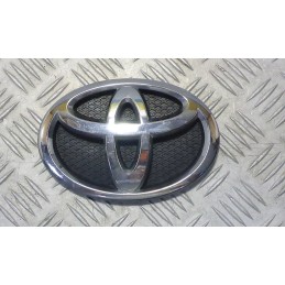 Toyota Yaris II Emblemat...