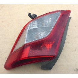 Toyota Yaris Lampa Prawy Tył