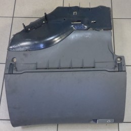 Audi A4 B6 Kombi Schowek...