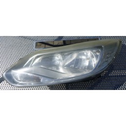 Ford Focus MK3 Reflektor Lewy