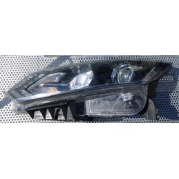 Nissan Qashqai Reflektor...