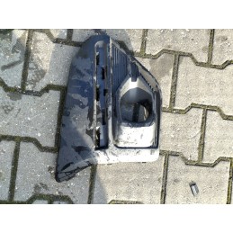 Dacia Sandero Kratka Prawa...