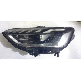 Audi A4 B9 Reflektor Lewy...
