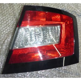 Skoda Fabia Lampa Prawa...