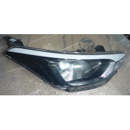 Hyundai I20 Reflektor Prawy...