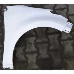 Toyota Yaris Błotnik Przód...