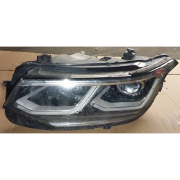 VW Tiguan Reflektor Lewy...