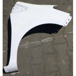 Toyota Yaris Błotnik Przód...