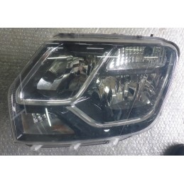 Dacia Duster Reflektor Lewy...