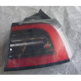 Tesla 3 Lampa Tył Prawa...