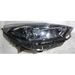 Hyundai i30 Reflektor Prawy...