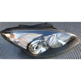 Hyundai i30 Reflektor Prawy...