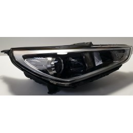 Hyundai i30 Reflektor Prawy...