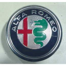Alfa Romeo Giulia Emblemat...