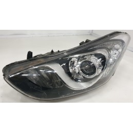 Hyundai i30 Reflektor Prawy...