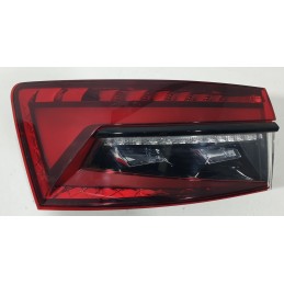Skoda Superb Lampa Tył Lewa...