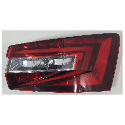Skoda Superb Lampa Tył...