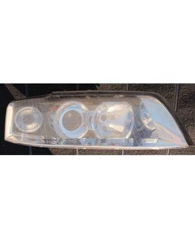 Audi A4 B6 Reflektor Prawy 8E0941004F