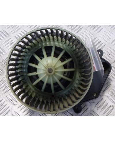 VW Passat B5 Wentylator Nawiewu 740221233F