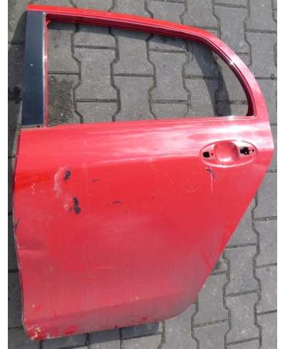 Toyota Yaris Drzwi Tył Lewy 670040D110