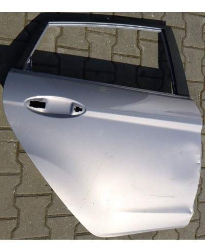 Ford Fiesta MK6 Drzwi Tył Prawy 1692501