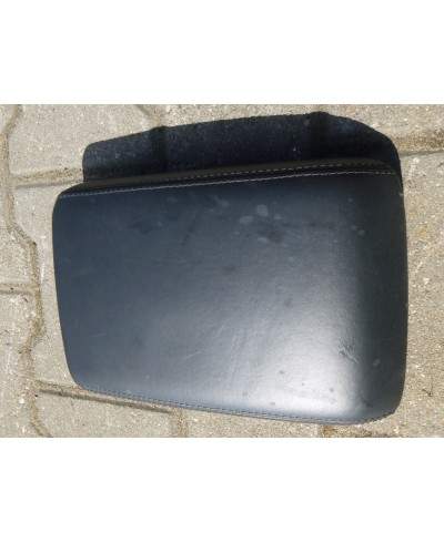 Audi A8 D4 Podłokietnik 8K0864207H