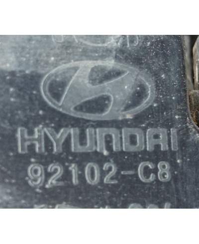 Hyundai I20 Reflektor Prawy 92102-C8
