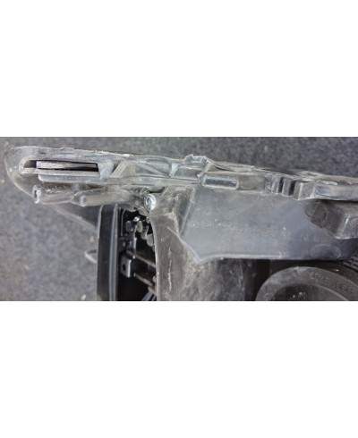Renault Megane IV Reflektor Lewy 260602792R