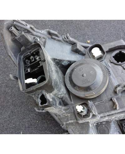 Renault Megane IV Reflektor Lewy 260602792R