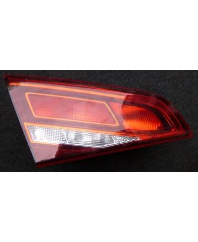 Audi A3 Lampa Tył Lewy W Klapę 8V4945075