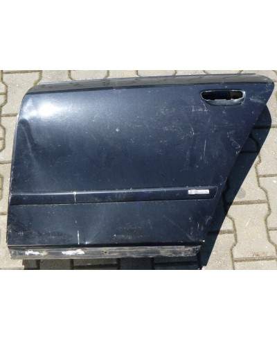 Audi A4 B7 kombi Drzwi lrwy tył 8E0833051