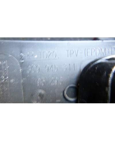 Volkswagen Passat B8 lampa tył strona lewa wewnętrzna 3G9945093D