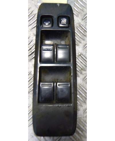 Nissan Primera P12 Panel sterowania szyb przód strona lewa