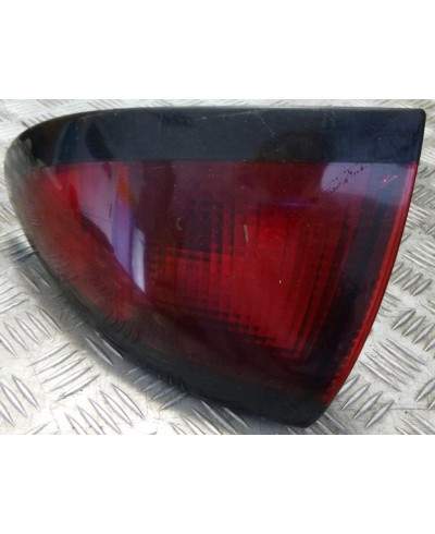 Pontaic Sunfire Lampa Tył Prawa