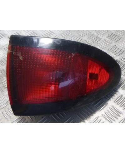 Pontiac Sunfire Lampa Tył Lewa
