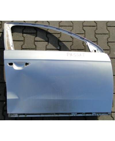 VW Passat B7 Drzwi Przód Prawe 3AA831056
