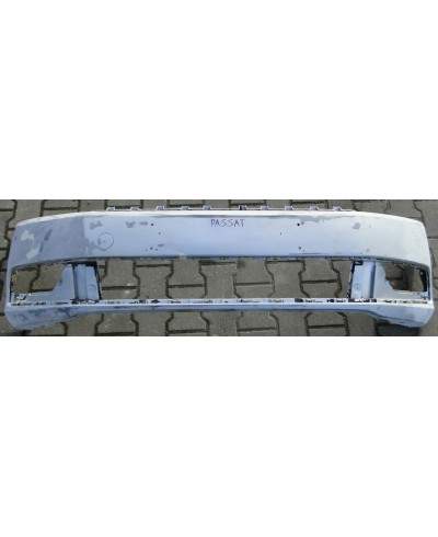VW Passat B7 Zderzak Przód 3AA807221