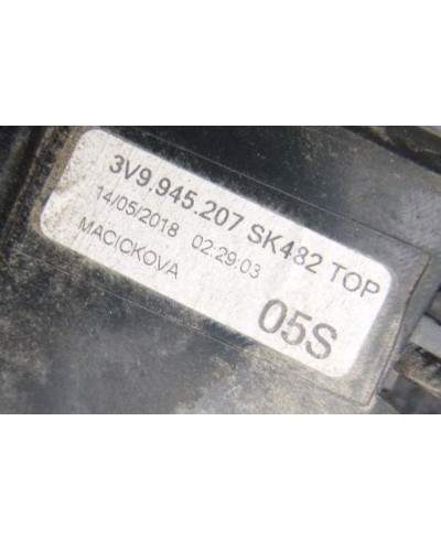 Skoda Superb III Lampa Tył Lewa Kombi 3v9945207