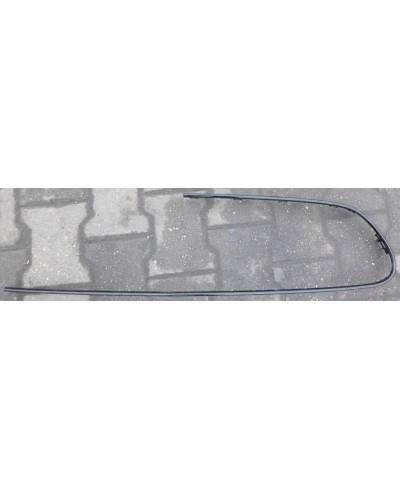 Mercedes E W213 Listwa Atrapy a2388854401