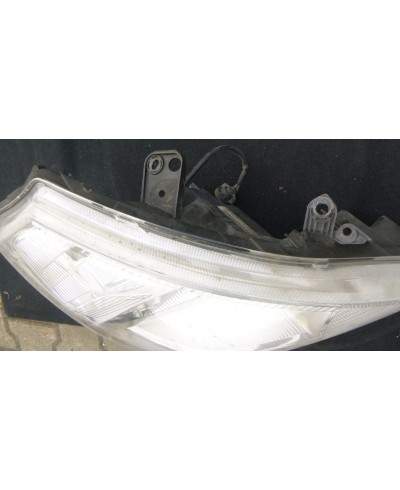 Nissan Versa Reflektor Prawy 26010em30a