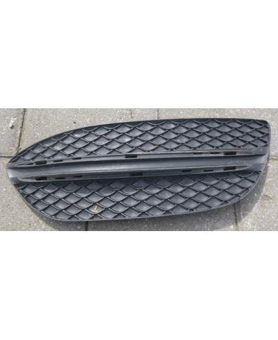Mercedes C W205 Kratka Zderzaka Prawa a2058851223