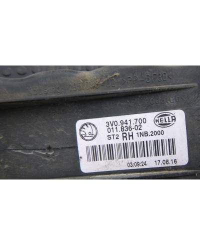 Skoda Octavia III Halogen Prawy 3v0941700