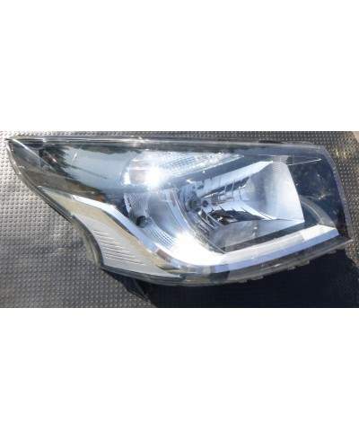 Renault Trafic III Reflektor Prawy 260105469r