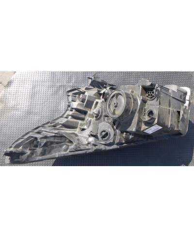 Renault Trafic III Reflektor Prawy 260105469r