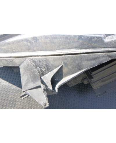 Renault Trafic III Reflektor Prawy 260105469r