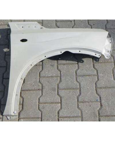 Suzuki Vitara Błotnik Przód Prawy 5761154p00000