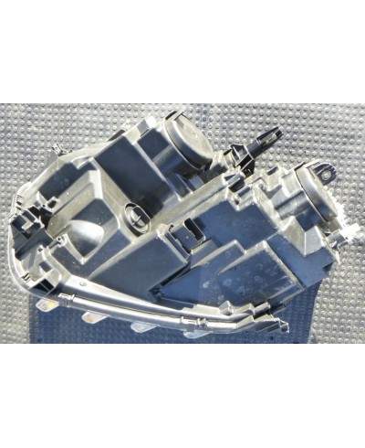 Dacia Duster Reflektor Prawy 260101133r