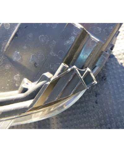 Dacia Duster Reflektor Prawy 260101133r